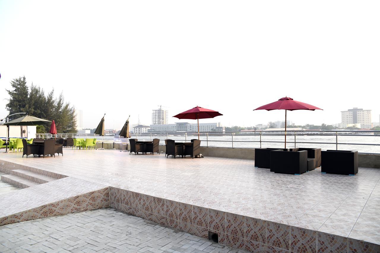 Tivoli Hotel Seafront Ikoyi Aliayabiagba Ngoại thất bức ảnh