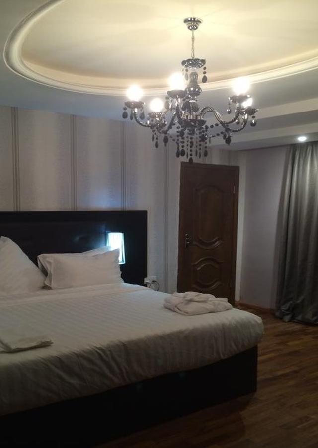 Tivoli Hotel Seafront Ikoyi Aliayabiagba Ngoại thất bức ảnh