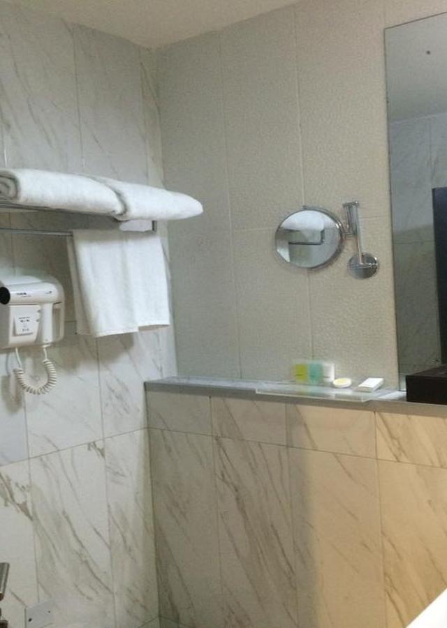 Tivoli Hotel Seafront Ikoyi Aliayabiagba Ngoại thất bức ảnh